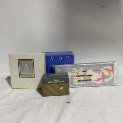 AVON GIFT COLLECTION BUNDLE 2