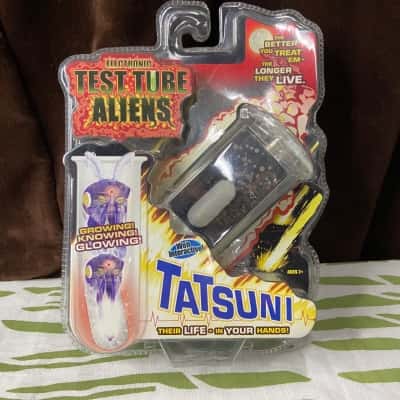 Electronic Test Tube Aliens - SEALED 