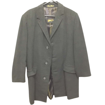 Pure Wool Tailored By Robert Lee   Size 36 Black  Coat
