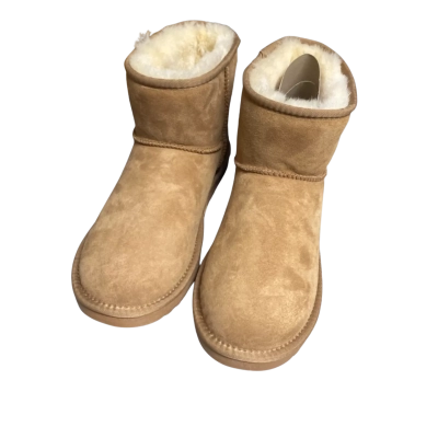 UGG Unisex  Size 11 / 9 Mini Boots /Chestnut 