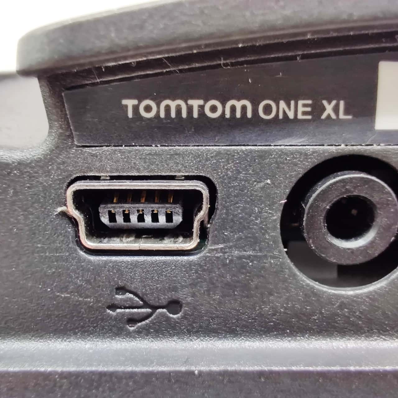 Tom Tom ONE XL Portable Widescreen Satellite Navigation System With