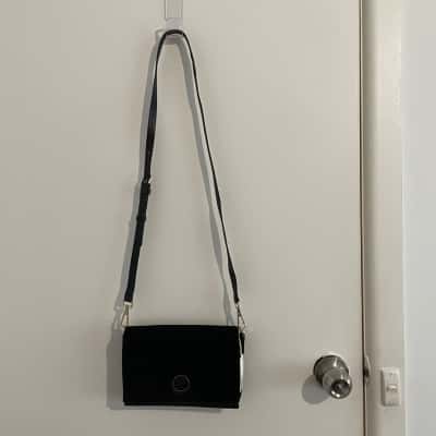 Country Road Womens Clutch / Cross Body Bag Black  New, RRP $229