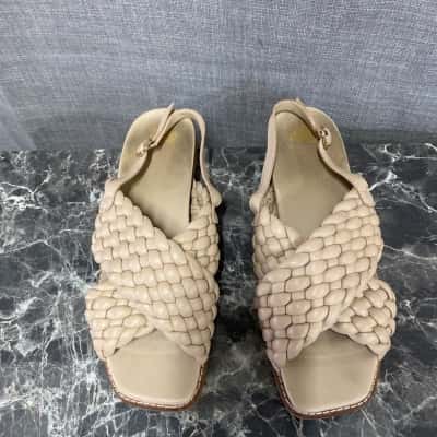 Bared  Womens  Size 39 Woven Strap Sandals Brown 