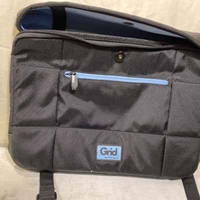 Targus Grid High-Impact Slipcase for Notebook and Tablet, Size 13-14.1 Inch
