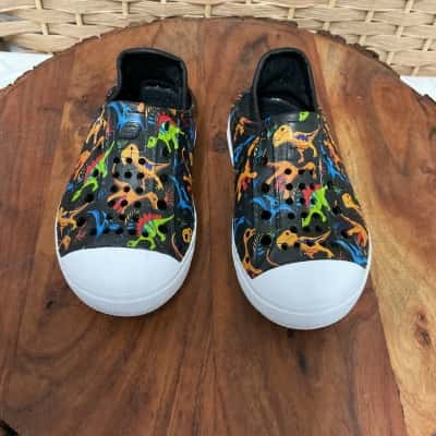 Boys Skechers Kids Dinosaur Slip-On Shoes  Size 7 Animal Print Birthday Gift Present 