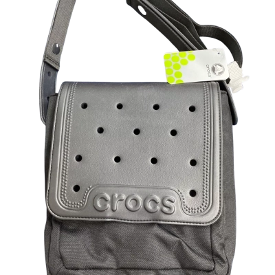 Crocs Womens Cross Body Bag Black  new. 27cm