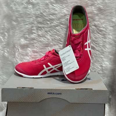 Asics Womens  Size 7 Sneakers