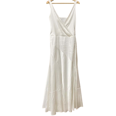 Sybille Deville Womens White V Neckline Wedding Dress 