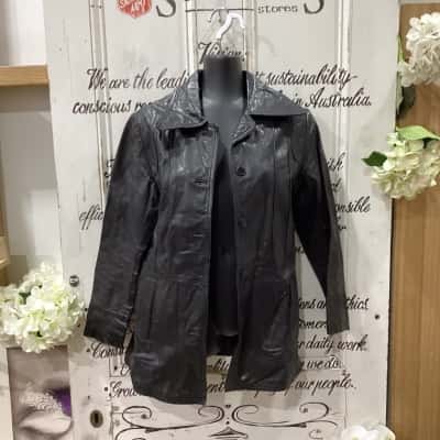 NOSTALGIC VINTAGE FIND! 100% LEATHER JACKET! LHULLABALLOO BRAND!  Womens  Size 12 Leather Jacket / Winter Coat / Winter Jacket Black  