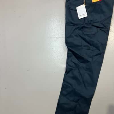 Hard Yakka Mens  Size 36 Straight Leg Pants Grey NEW