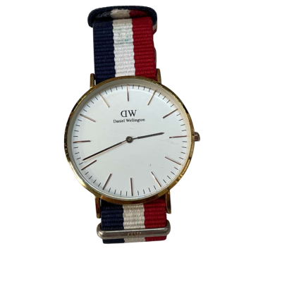 Daniel Wellington Watch. With cloth strap.