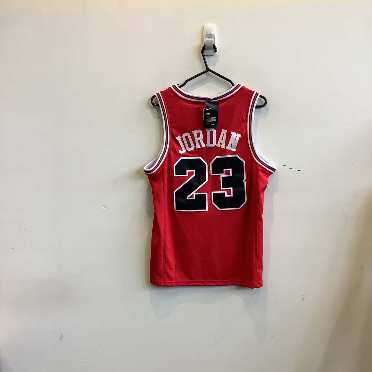 BNWT Nike Men's Size S NBA Jordan Singlet Red (s)