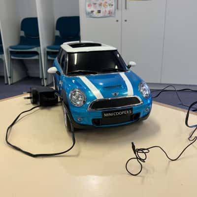 Mini Coopers Car Speaker Phone Connect
