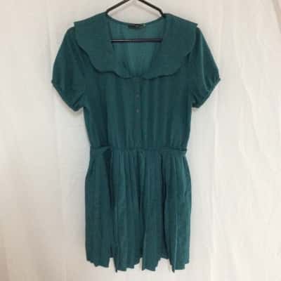 Ladakh Womens  Size 12 Casual Dress Green 