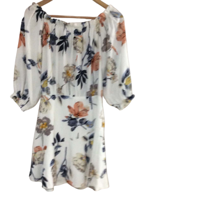 Ivory & Chain Womens  Size 6 Floral Dress Floral / White 