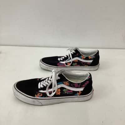 Vans Mens  Size 9 Canvas shoes