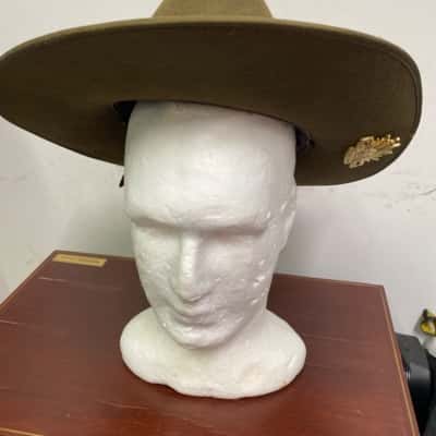  Mens Hat Olive  as is