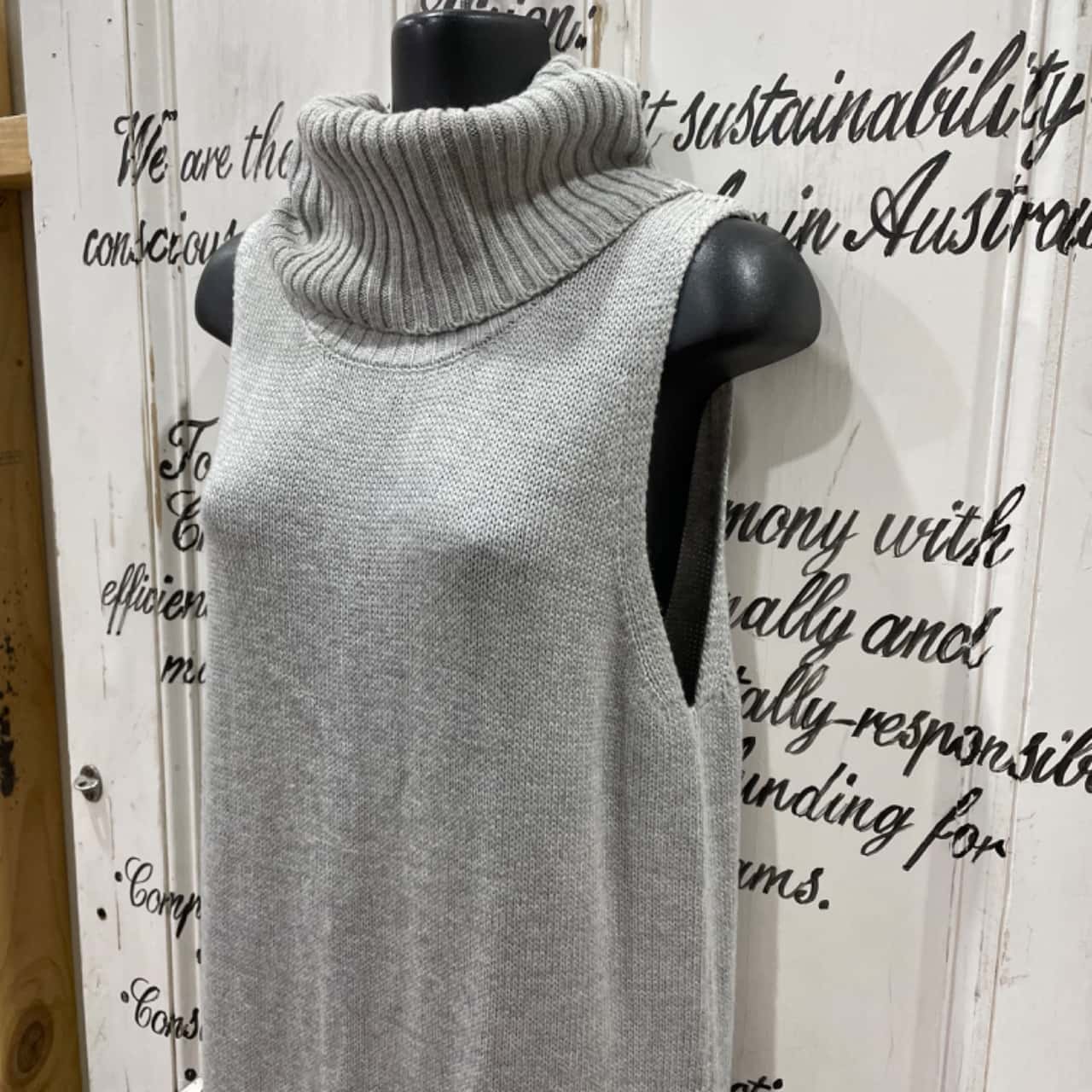 CLEARANCE SALE!! WINTER ESSENTIAL!! TURTLENECK MAXI!! BNWT!! RRP 119.