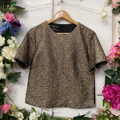  Womens  Size 12 Short Sleeve Top Gold 