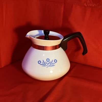 Vintage CorningWare Blue Cornflower 6-cup Teapot, complete
