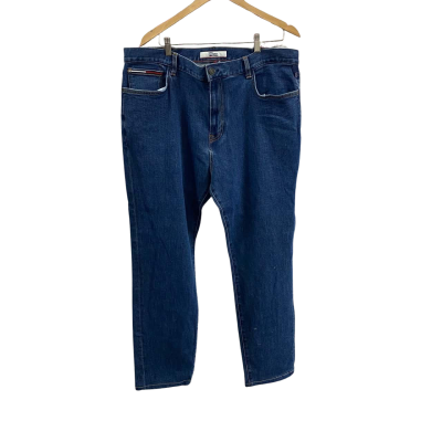 Tommy Hilfiger Mens  Size 40/32 Slim Tapered Jeans 