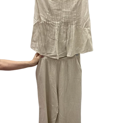 By Frankie Womens  Size L Beige 2 pce set