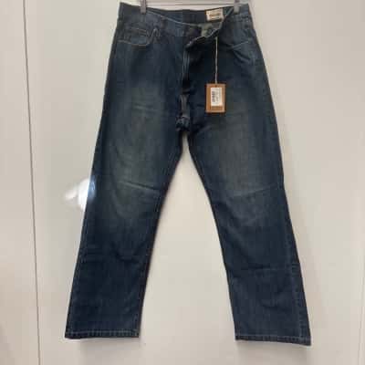 New- Jag Mens  Size 40 Straight Leg Jeans Blue 