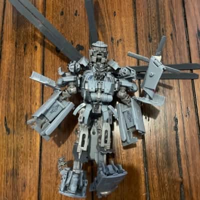 Transformers Studio Series 08 Action Figure 
