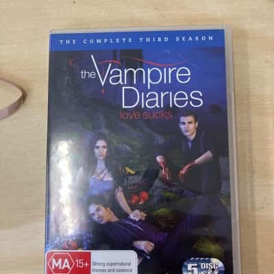 The vampire diaries complete third season 