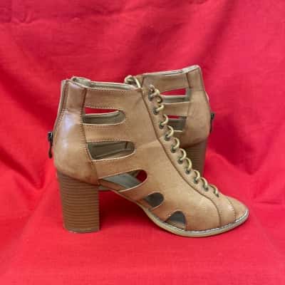 Womens wildfire Lace-Up Shoes