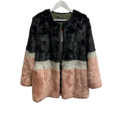PAT Womens Size 95Fur Coat / Winter Coat Black  