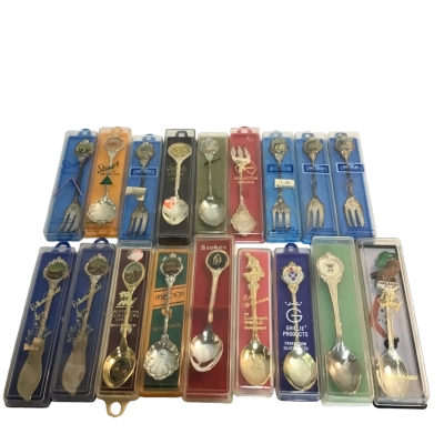 10 souvenir spoons 2 butter knives and 6 forks