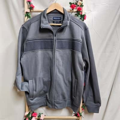 Mens Breakaway Zipup Grey Jumper Size M RRP $99.95