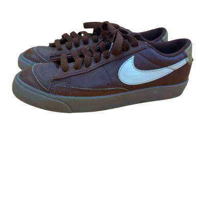 Nike low 77 Womens  Size 7 Sneakers Brown 