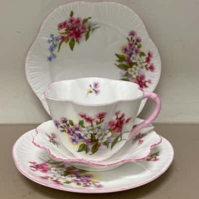 Shelly Fine Bone China, 4 items