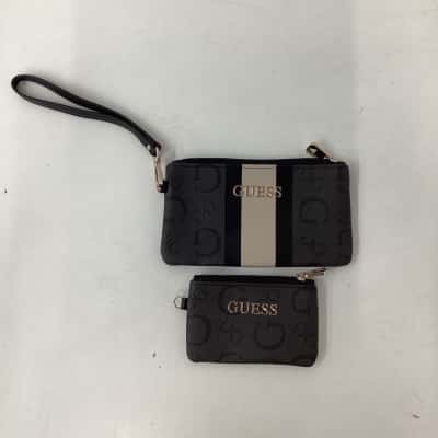 Guess Womens make up  and coin purse