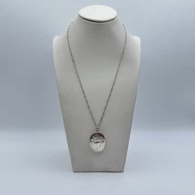  Beautiful Germany 925 Oval Floral Locket On A GC10 925 Mex Silver Chain