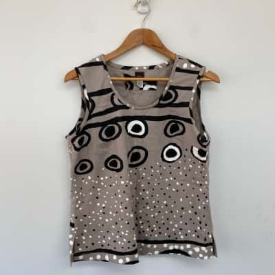 YJ Collection Australia Grey Black Pattern Sleeveless Top Size 8 