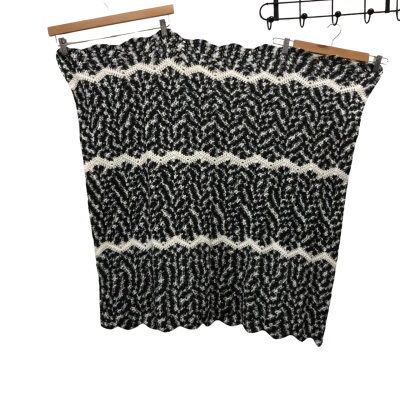 Black And White Afghan ~85 x 80cm