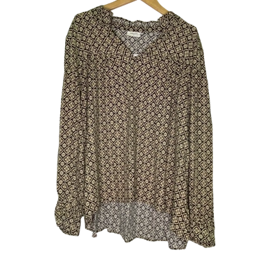 Susan Womens  Size 16 Long Sleeve Shirt Black  / Floral / White 
