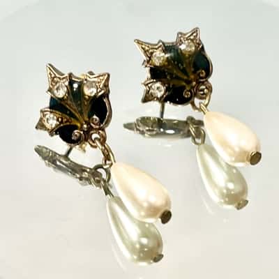 Vintage Olive leaf Pearl Drop Earrings 