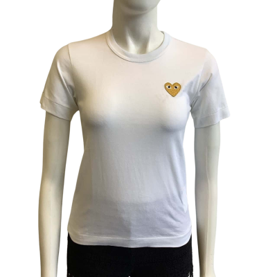 BNWT Play Women's Size XS Yellow Heart T-shirt White 