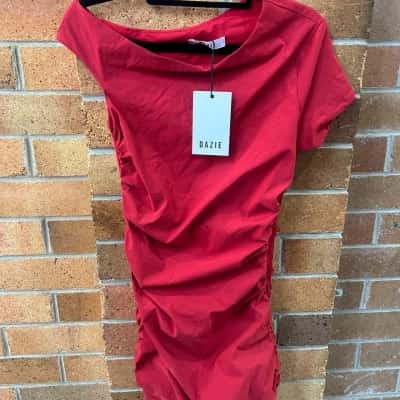 Dazie Womens  Size 6 Ariella Off Shoulder Crepe Mini Dress