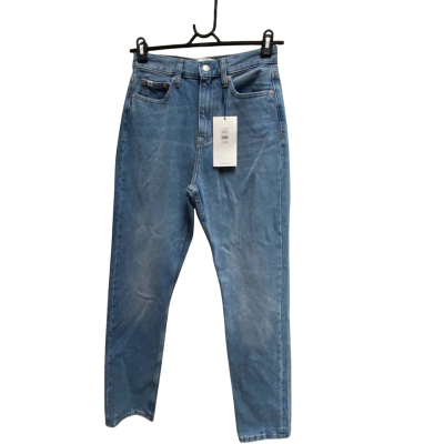 Calvin Klein Womens  Size 27 Straight Leg Jeans Blue 