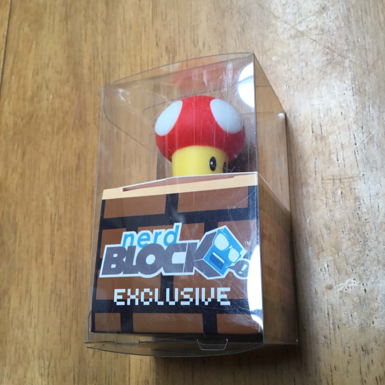 Super Mario Bros Mushroom Wine Stopper Nerd Block Exclusive