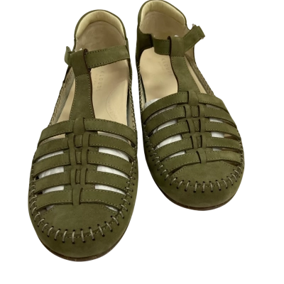 Klouds Womens  Size 42 Sandals Green 