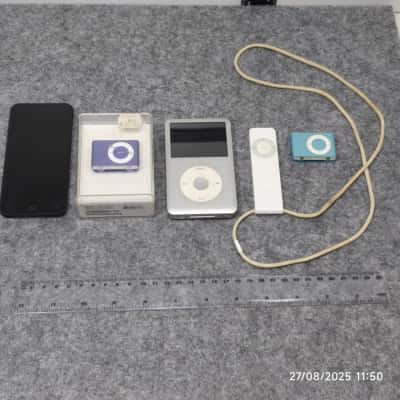 Apple IPod Collection 5pcs PreOwned As Is Untested 