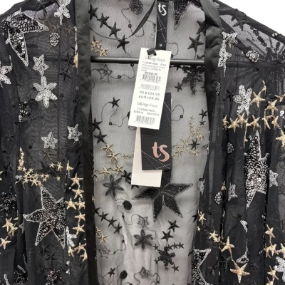 Taking Shape Womens  Size M 