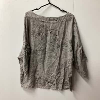Helga May  Womens  Size L 3/4 Sleeve Top Grey Made in Italy  F