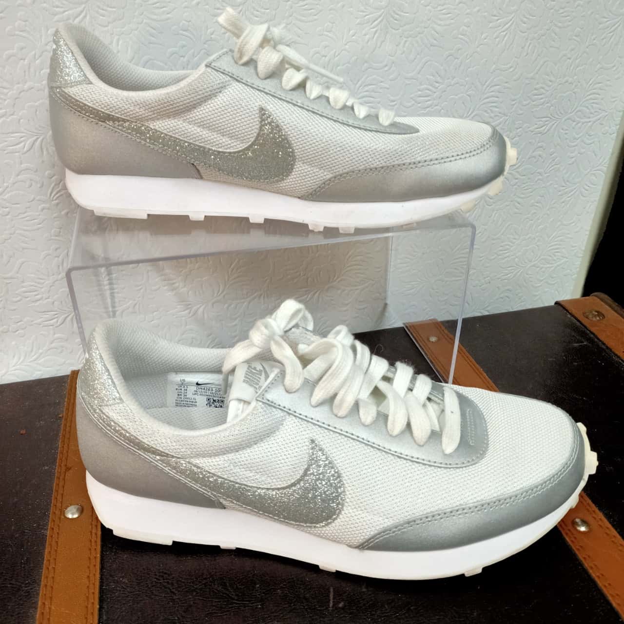 nike womens size 7 trainers